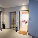 Cavana 5 Tirabora Short Rent Apartmán *