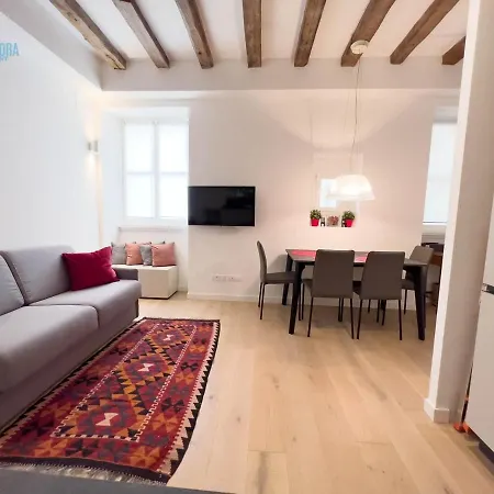 Apartamento Cavana 5 Tirabora Short Rent Trieste