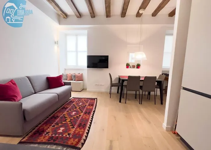 Апартаменты Cavana 5 Tirabora Short Rent Триест