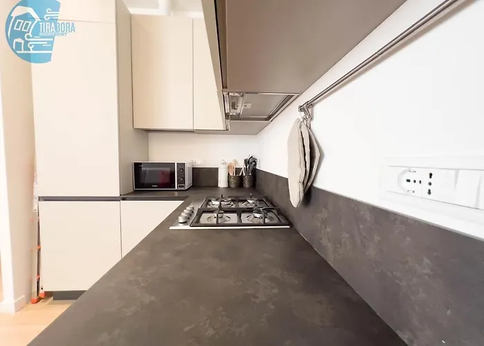 Cavana 5 Tirabora Short Rent Апартаменты Триест