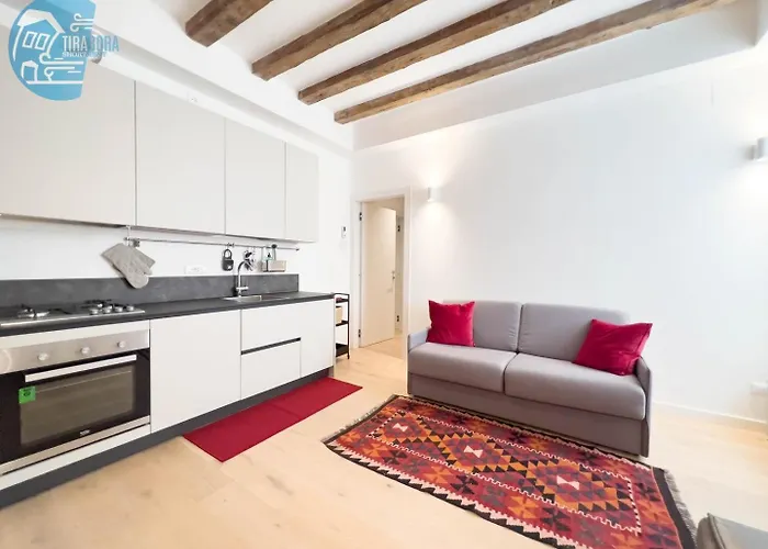 Cavana 5 Tirabora Short Rent Триест